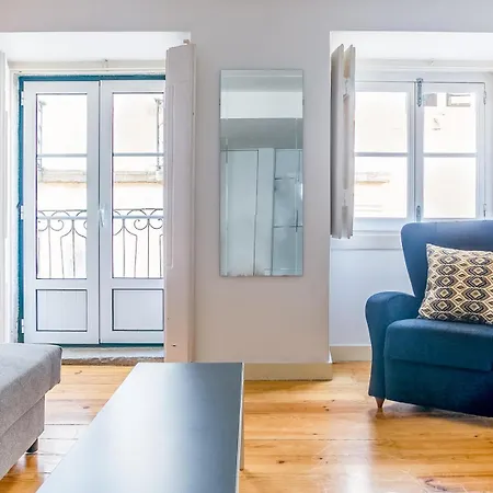Cozy In Heart Of Bairro Alto Apartment Lisbon