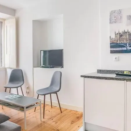 Cozy In Heart Of Bairro Alto